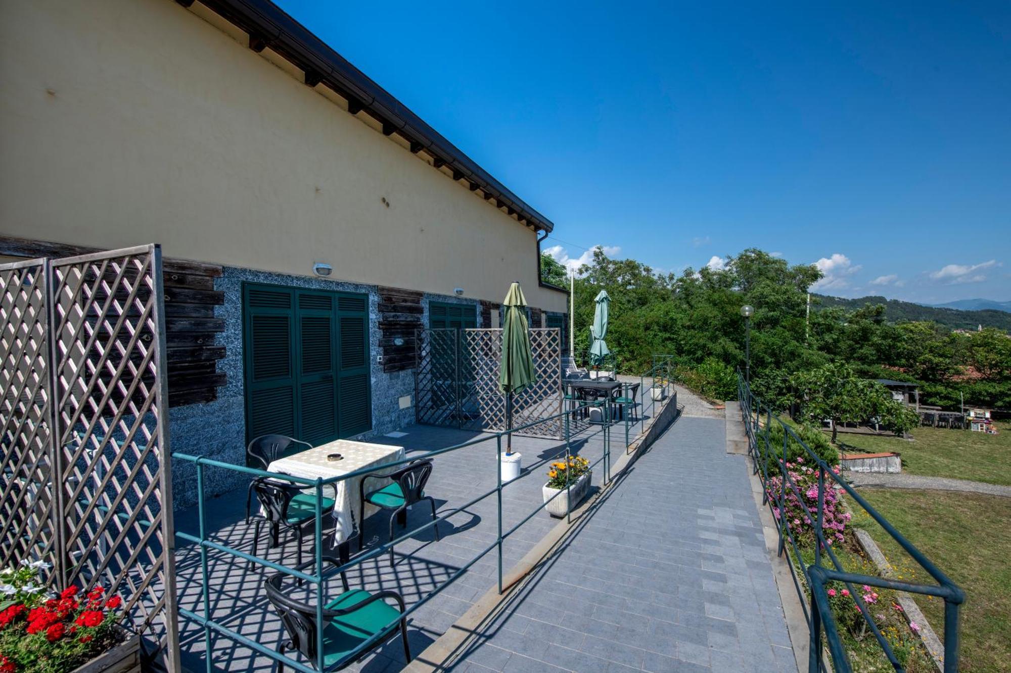 211 - Appartamento Acacia, Terrazza Giardino E Piscina Carro Eksteriør billede