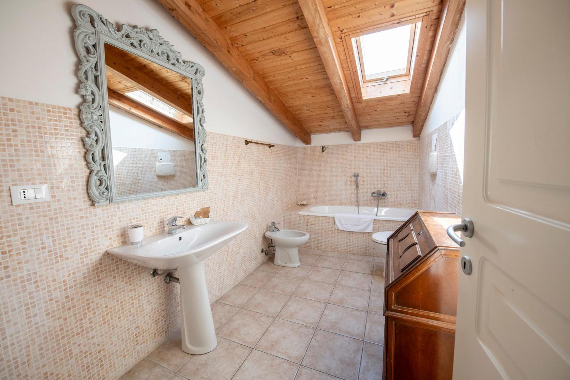 211 - Appartamento Acacia, Terrazza Giardino E Piscina Carro Eksteriør billede
