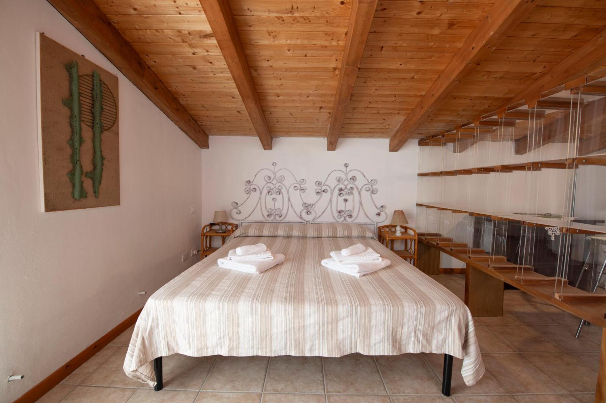 211 - Appartamento Acacia, Terrazza Giardino E Piscina Carro Eksteriør billede